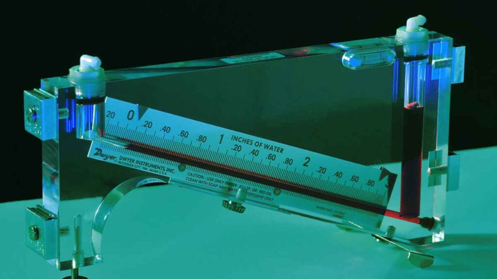 image showing the inclined manometer