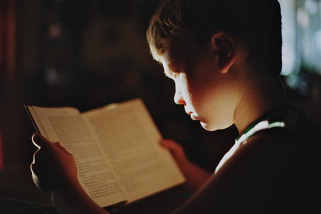 image showing good student reading book